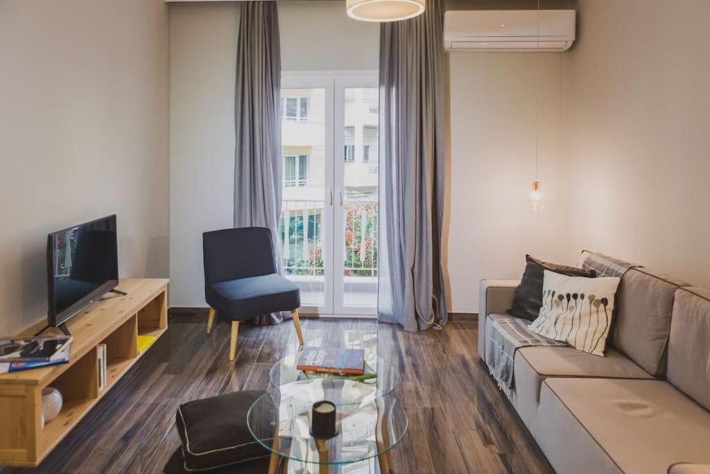 Luxury Apartment In The Heart Of The City. Tesalonika Bagian luar foto